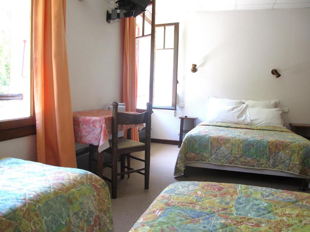 Hotel Restaurant - Acacias Bellevue Veyrier-du-Lac Quarto foto
